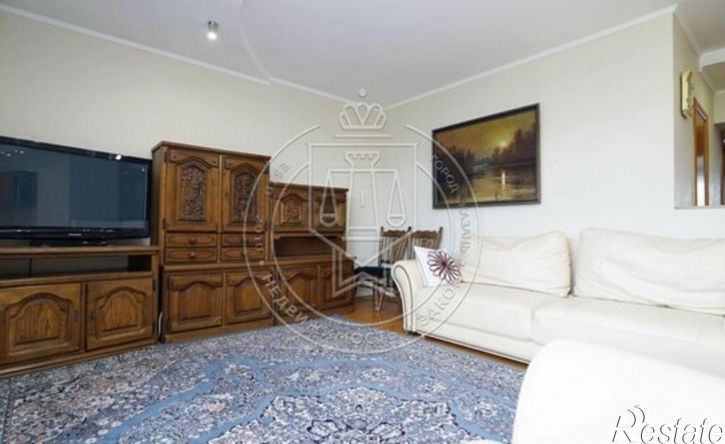 3-комн квартира улица Сафиуллина, 50А,  д. 50А