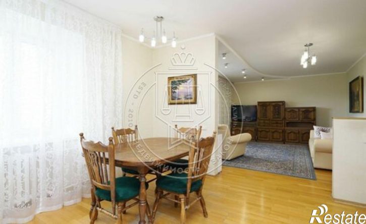 3-комн квартира улица Сафиуллина, 50А,  д. 50А