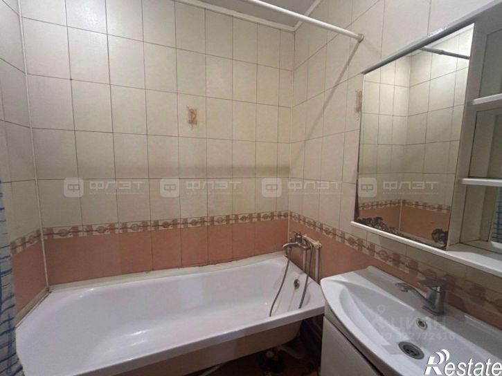 3-комн квартира ул Юлиуса Фучика, 84,  д. 84