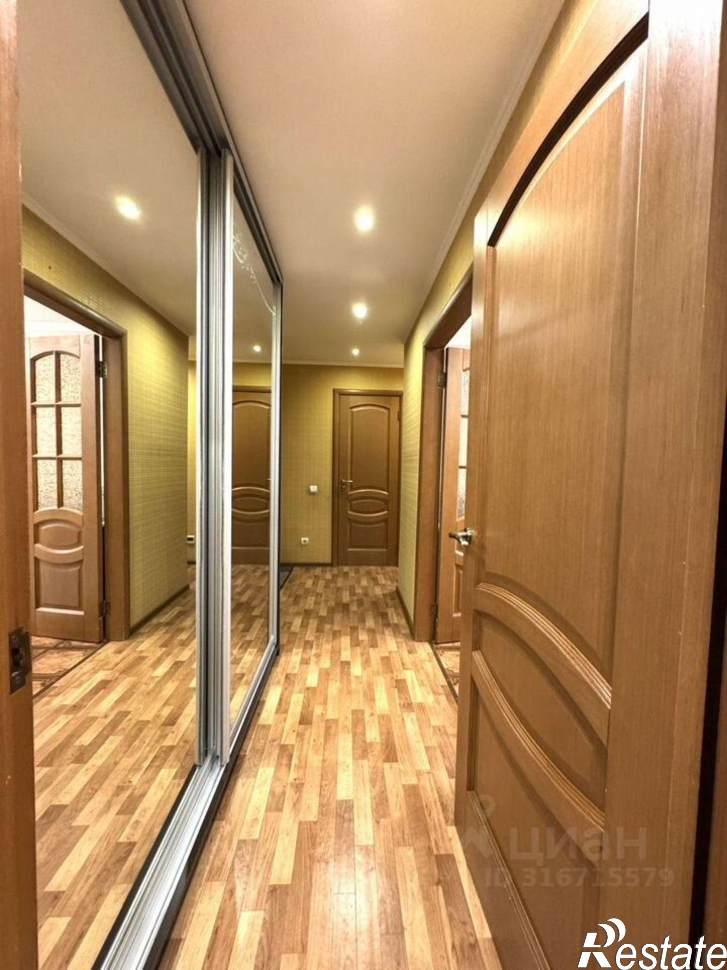 Купить квартиру за 10 600 000 рублей на ул Гаврилова, 56 3