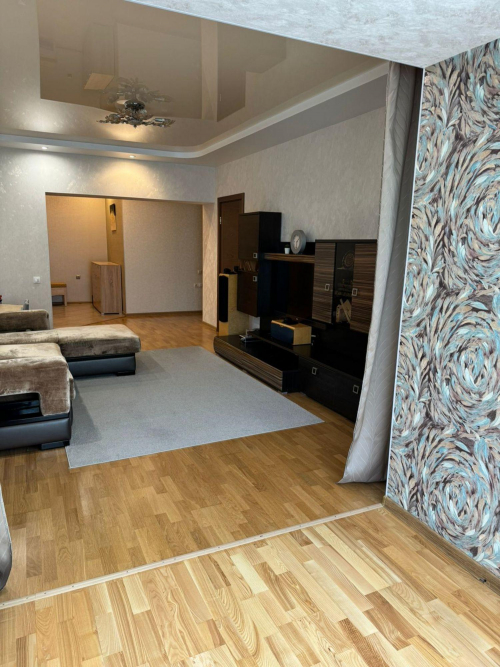 Продажа 2-комн квартиры Мидхата Булатова улица, д. 5