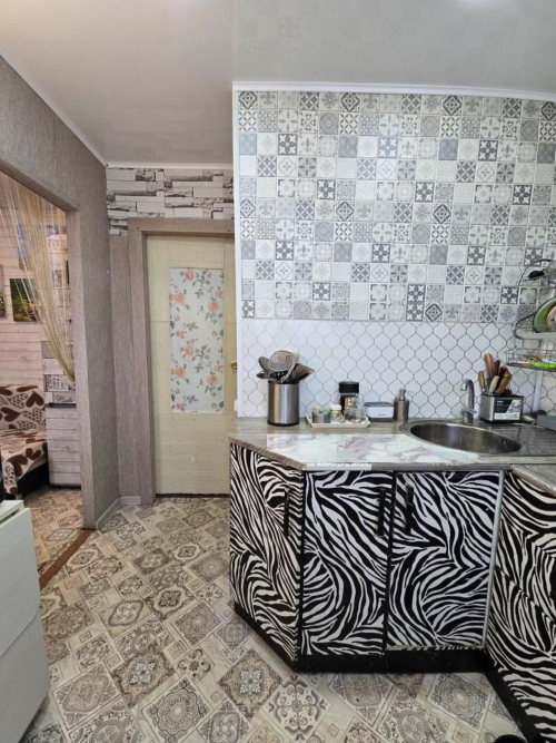 Продажа 4-комн квартиры Школьная, 29