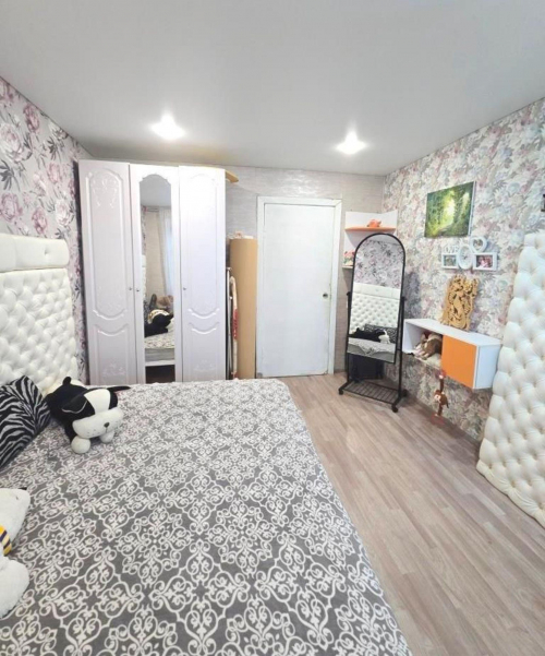 Продажа 4-комн квартиры Школьная, 29