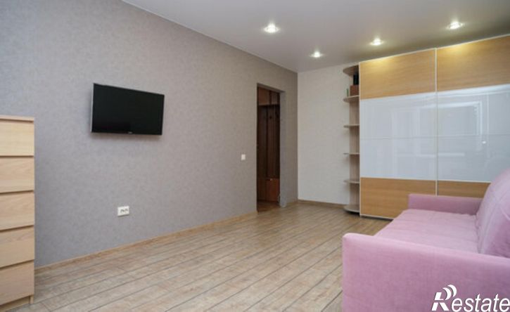 1-комн квартира улица Адоратского, 35,  д. 35