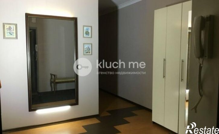 3-комн квартира улица Мидхата Булатова, 5,  д. 5