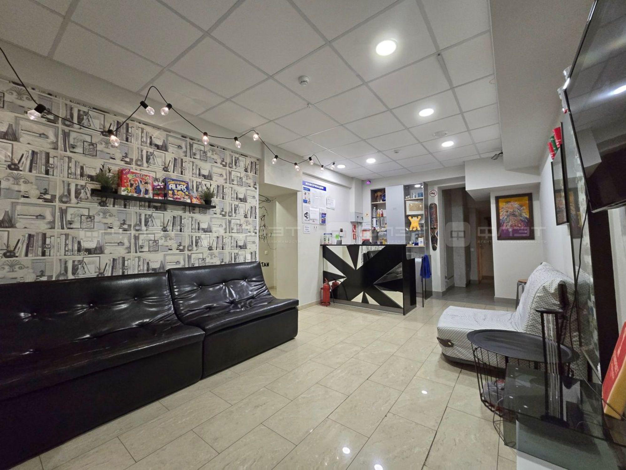 Купить помещение свободного назначения за 58 000 000 рублей на ул. Лево-Булачная, дом 16