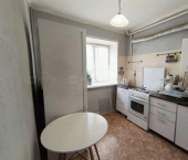 1-комн, 30.6кв м, этаж 1/5 тракт. Сибирский, дом 25