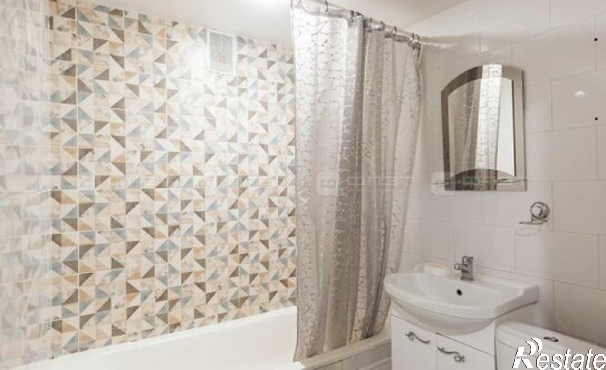 Купить квартиру за 6 040 000 рублей на улица Адоратского, 54