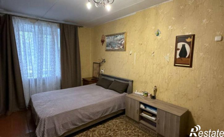 2-комн квартира улица Серова, 19,  д. 19