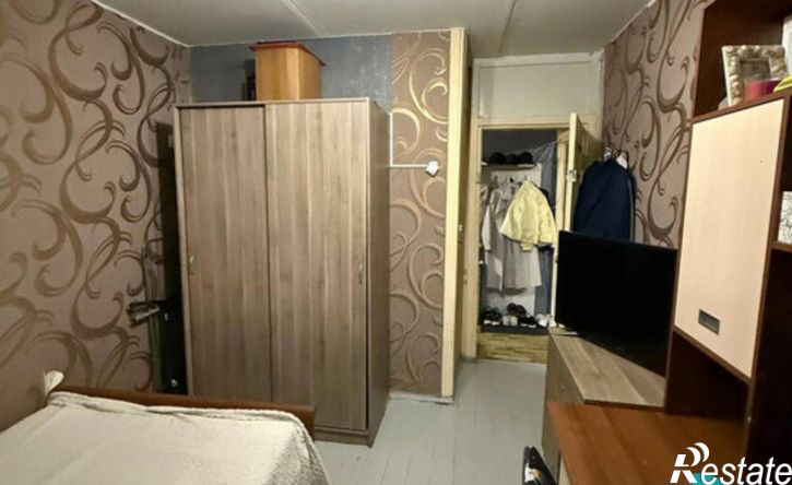 2-комн квартира улица Серова, 19,  д. 19