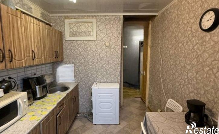 2-комн квартира улица Серова, 19,  д. 19