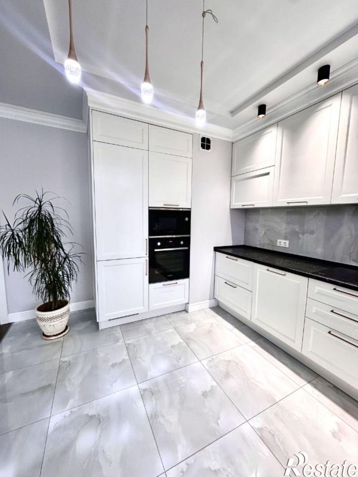 3-комн квартира ул Хусаина Мавлютова, 17Е 1,  д. 17Е 1,  к. 1