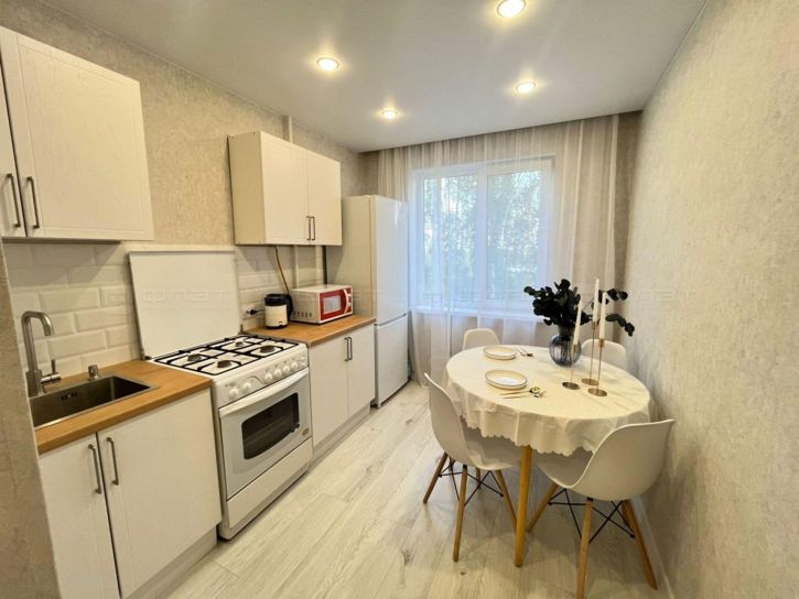 3-комн квартира пр-кт. Ямашева, дом 102