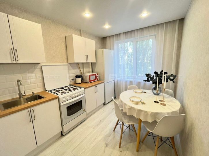 3-комн квартира пр-кт. Ямашева, дом 102