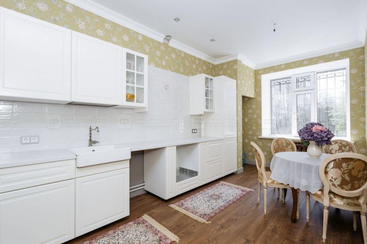 3-комн квартира ул. Мулланура Вахитова, дом 8