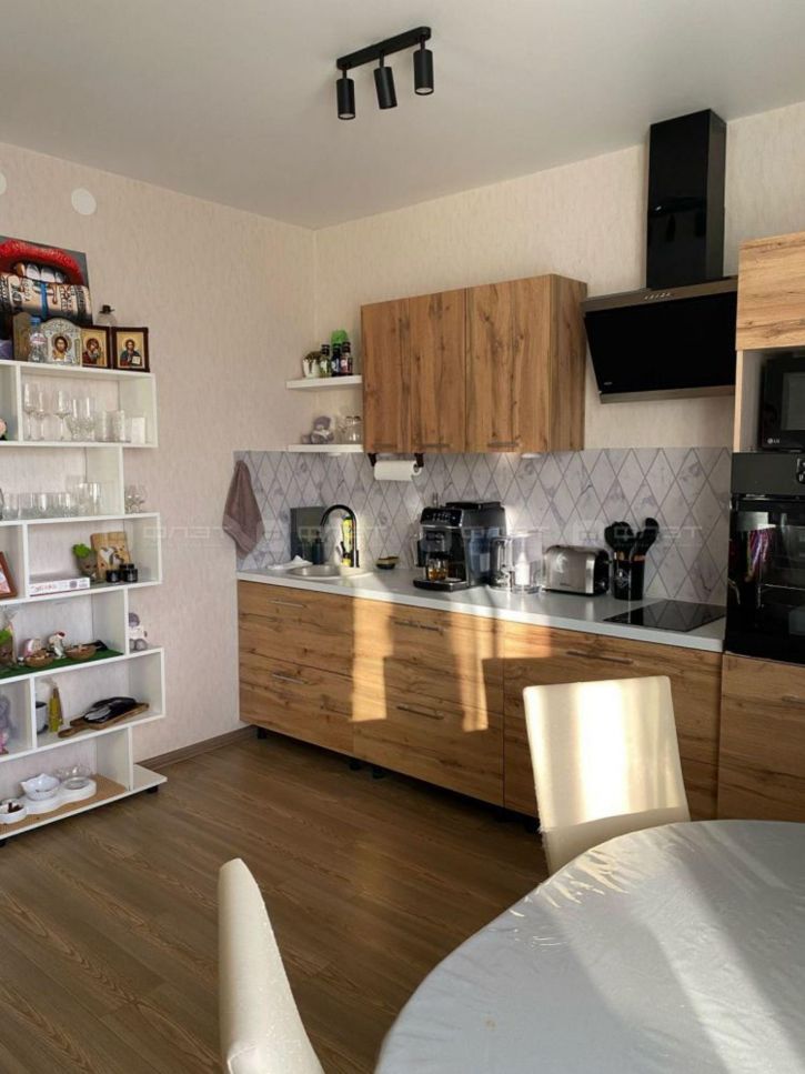 Студия ул. Рауиса Гареева, дом 100