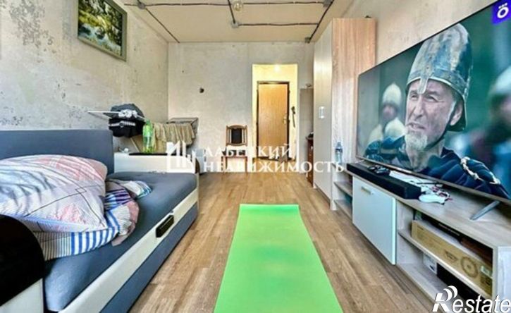 1-комн квартира пр-кт Победы, 160,  д. 160