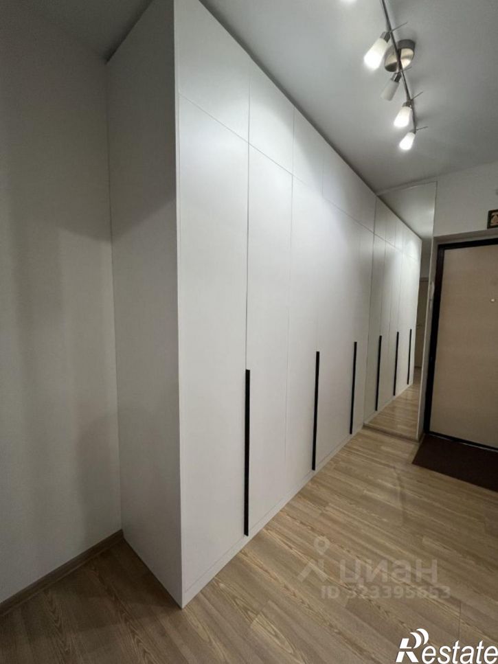 2-комн квартира улица Рауиса Гареева, 98,  д. 98