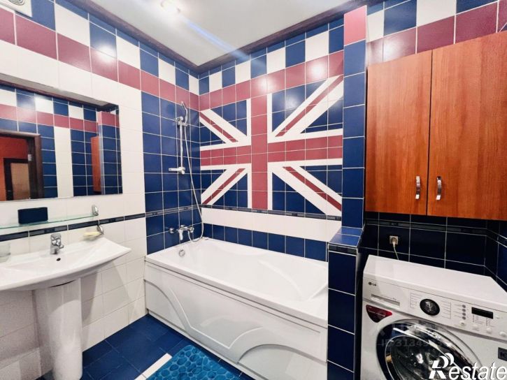 3-комн квартира ул Карла Фукса, 12,  д. 12