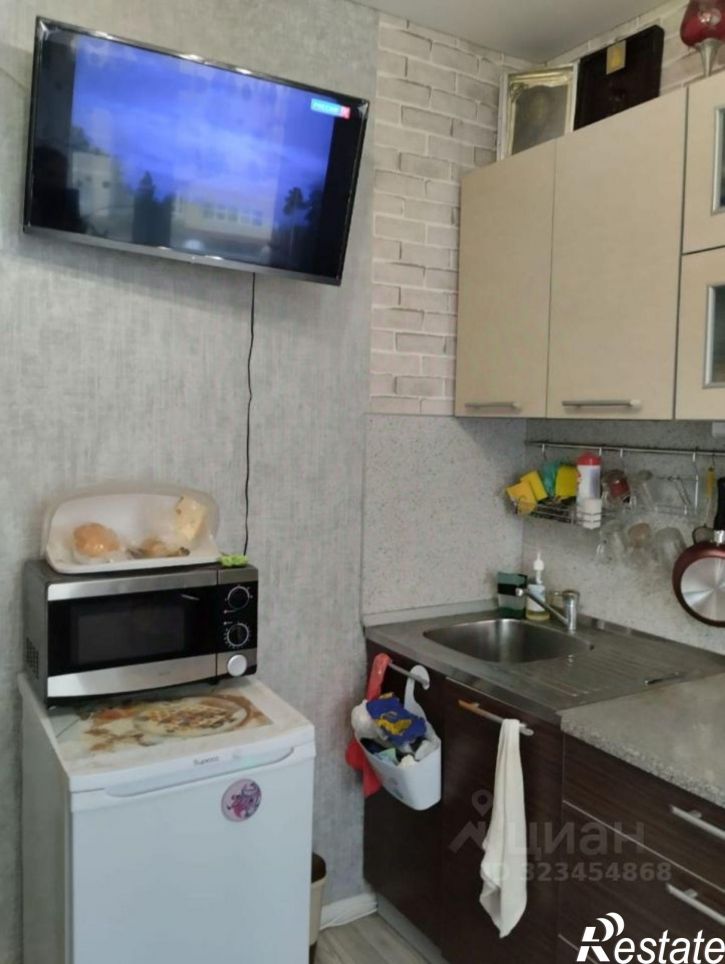 Комната улица Академика Глушко, 3,  д. 3