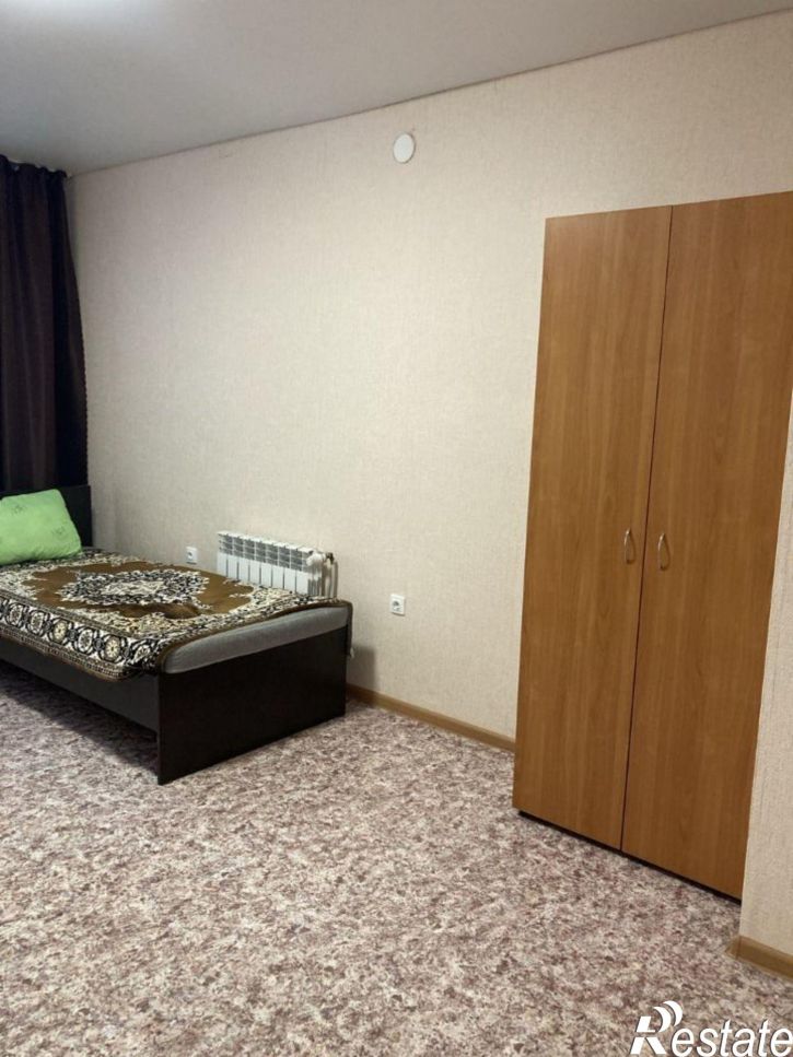 3-комн квартира улица Наиля Юсупова, 10/7,  д. 10/7