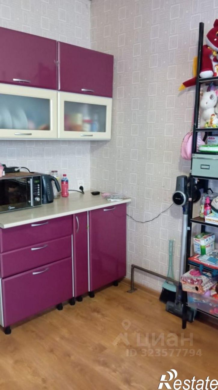 Комната Деловая улица, 3,  д. 3