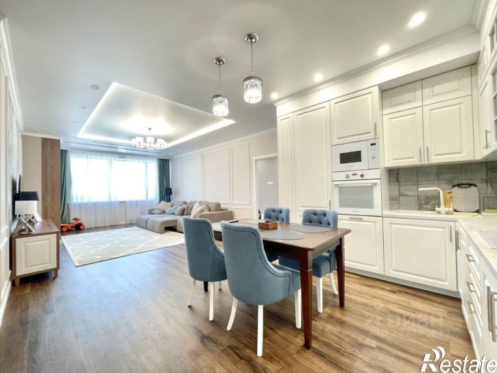 3-комн квартира пр-кт Альберта Камалеева, 1,  д. 1