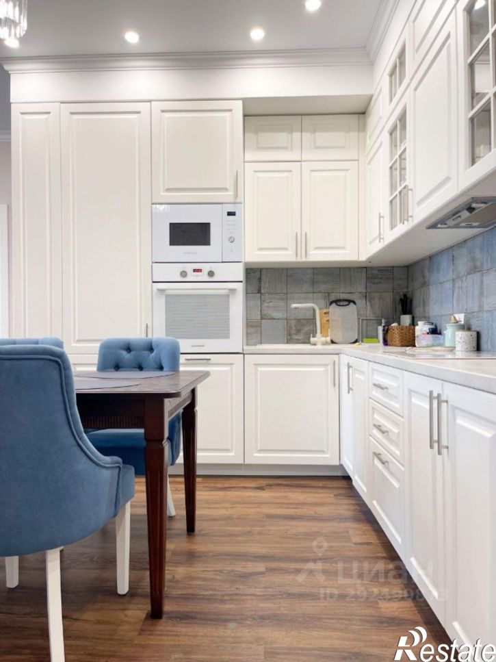 3-комн квартира пр-кт Альберта Камалеева, 1,  д. 1