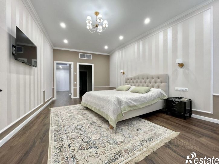 3-комн квартира пр-кт Альберта Камалеева, 1,  д. 1