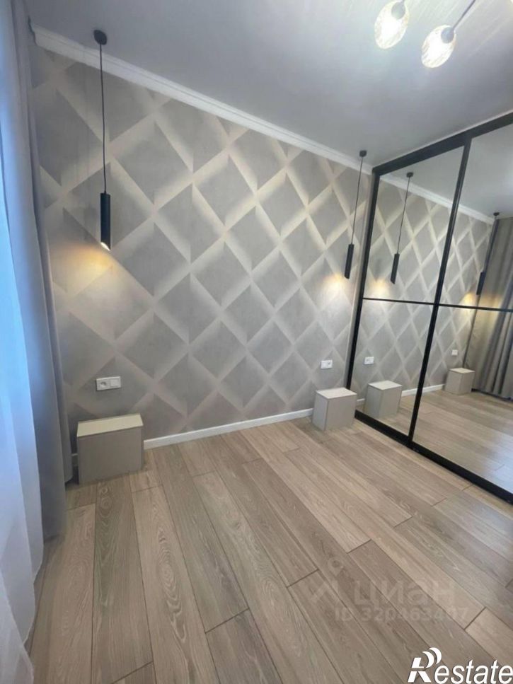 2-комн квартира Стадионная улица, 1,  д. 1