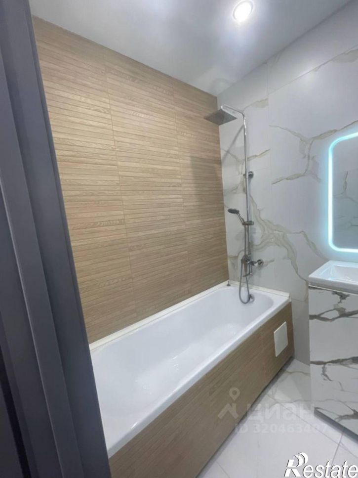 2-комн квартира Стадионная улица, 1,  д. 1