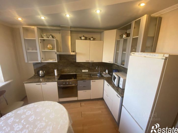 3-комн квартира ул Заря, 17,  д. 17