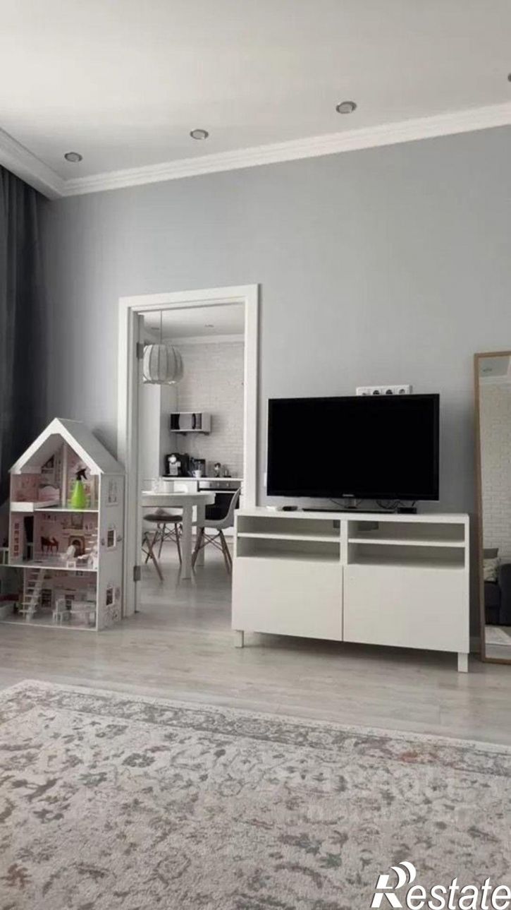 3-комн квартира ул Павлюхина, 110В,  д. 110В