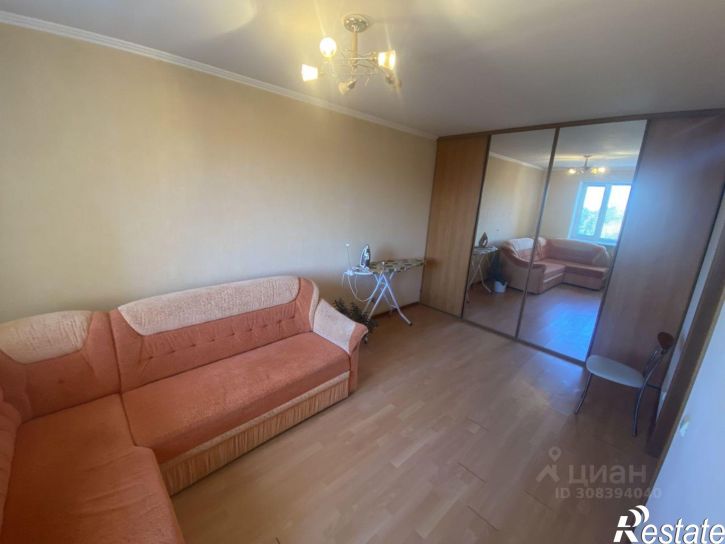 3-комн квартира ул Заря, 17,  д. 17