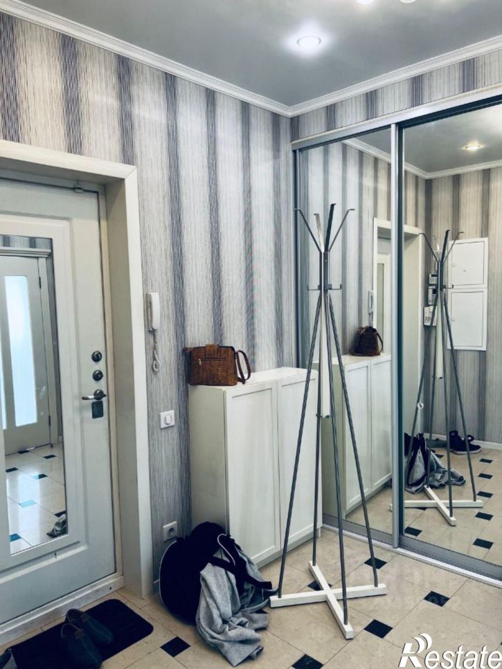 3-комн квартира ул Зинина, 34,  д. 34