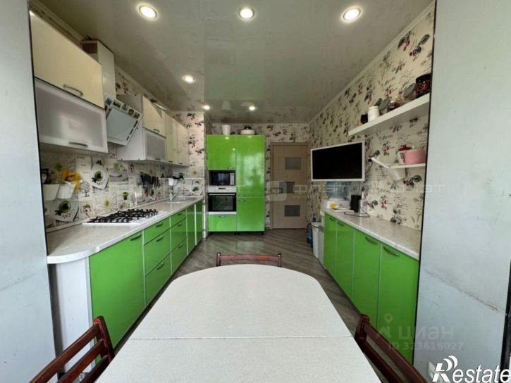 1-комн квартира улица Юлиуса Фучика, 98,  д. 98