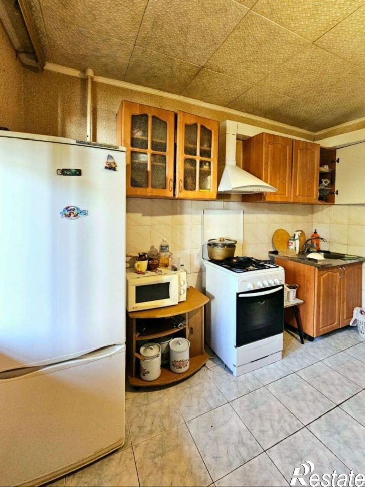 Комната ул Рихарда Зорге, 105,  д. 105