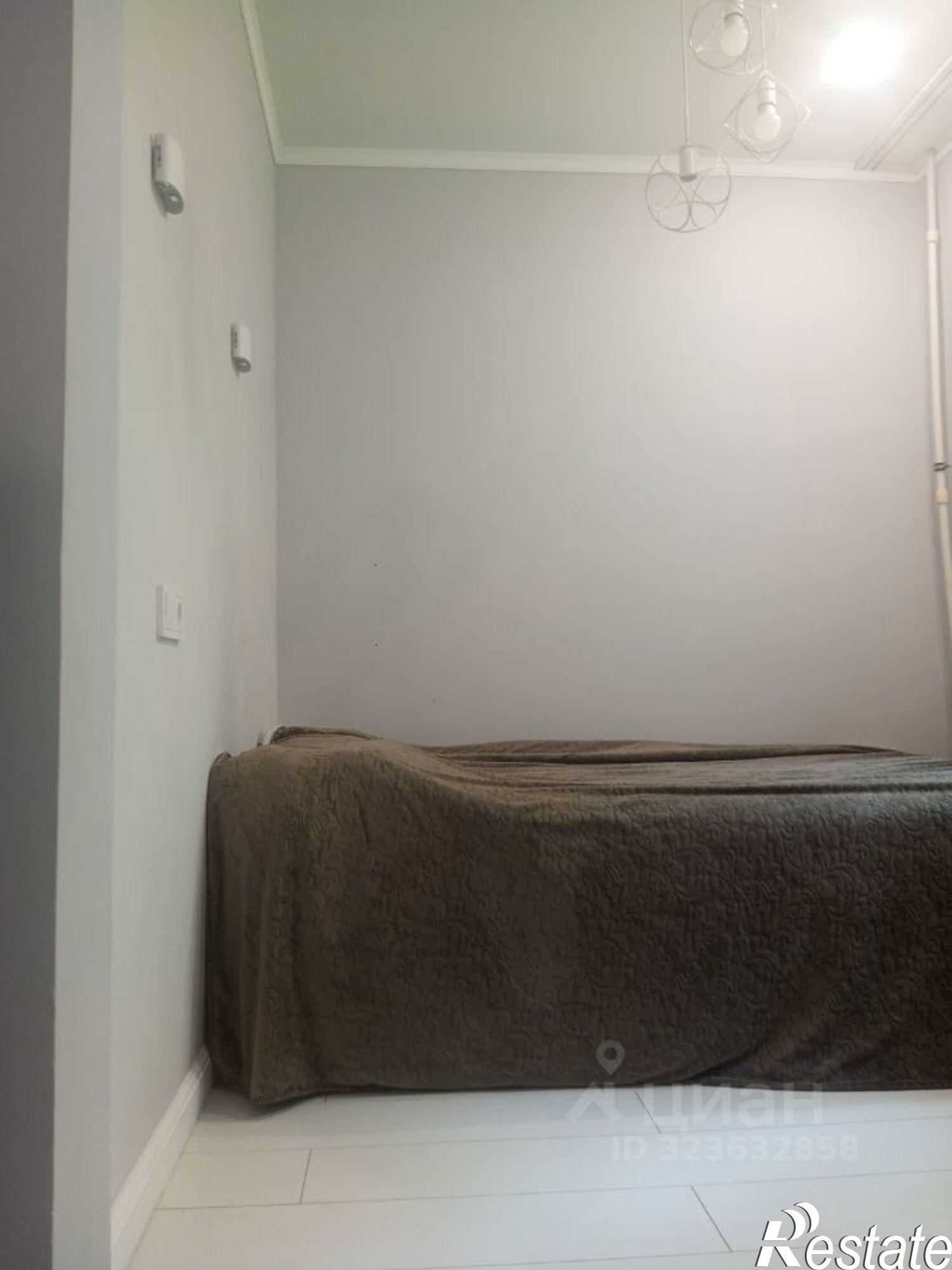 Сдать квартиру за 45 000 рублей на улица Новаторов, 6