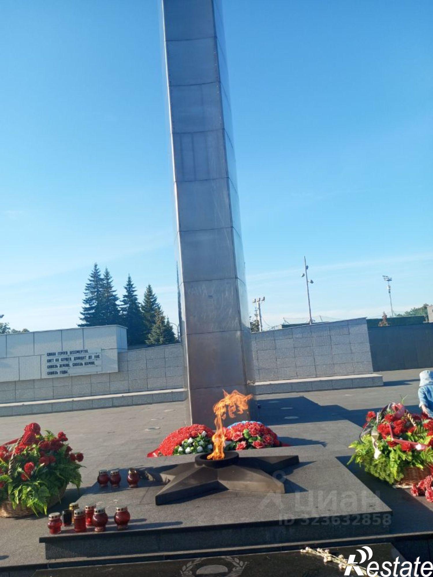 Сдать квартиру за 45 000 рублей на улица Новаторов, 6