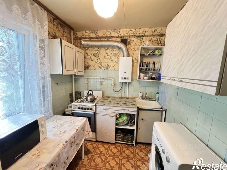 1-комн квартира улица Комарова, 4,  д. 4