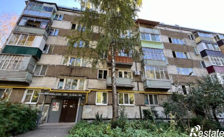 2-комн квартира улица Комарова, 4,  д. 4