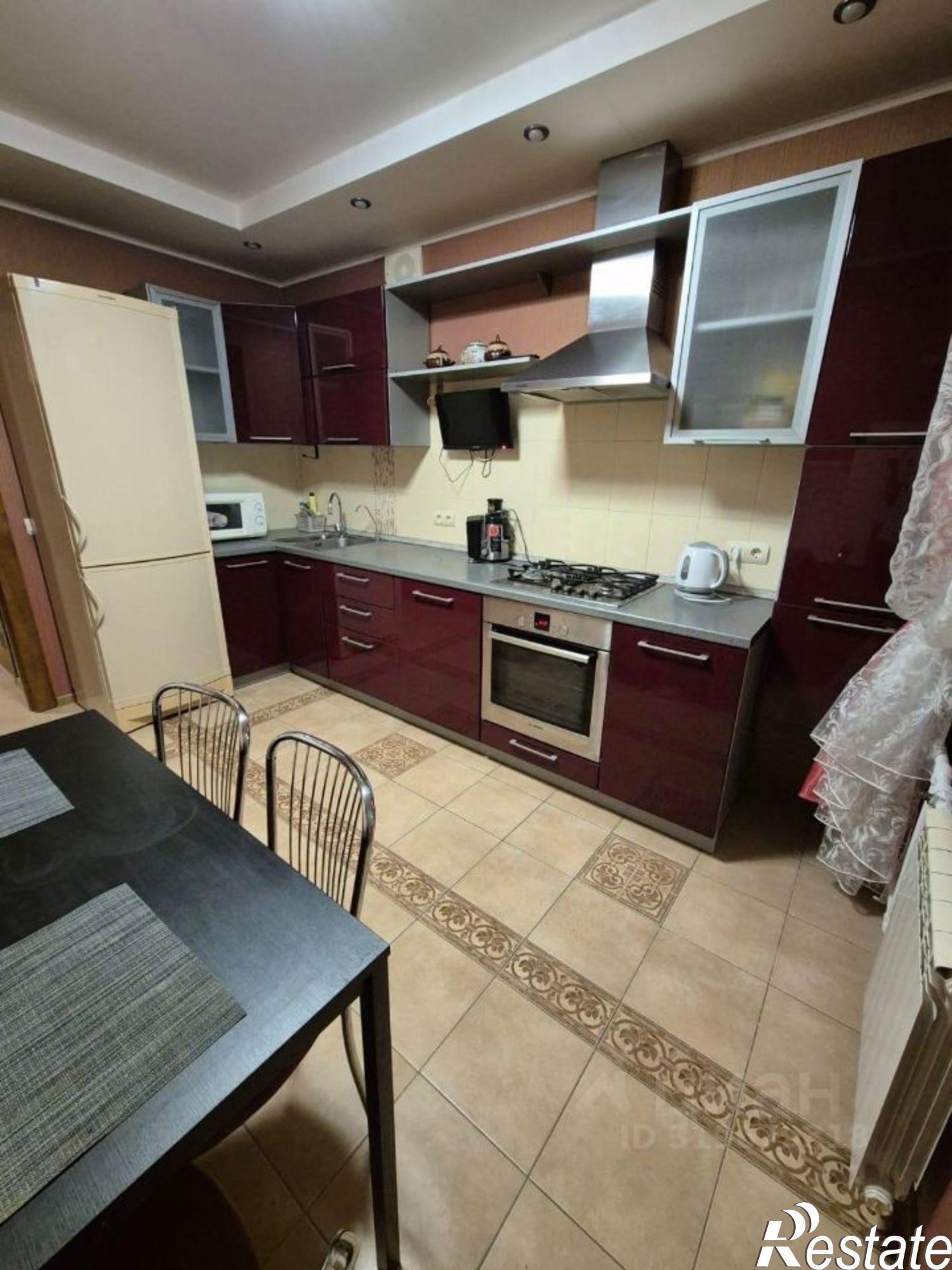 Сдать квартиру за 33 000 рублей на ул Широкая, 2