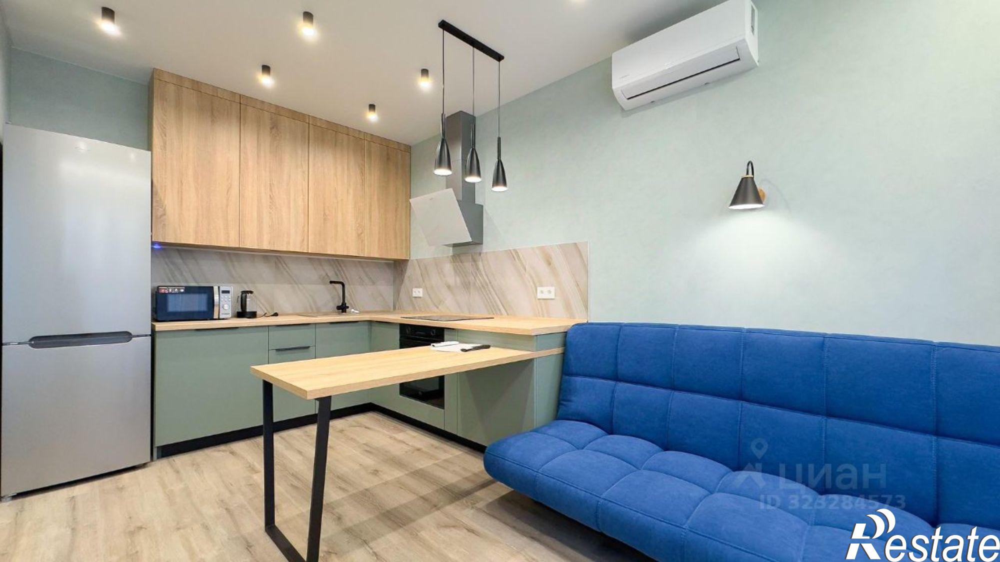 Сдать квартиру за 65 000 рублей на улица Шаляпина, 26