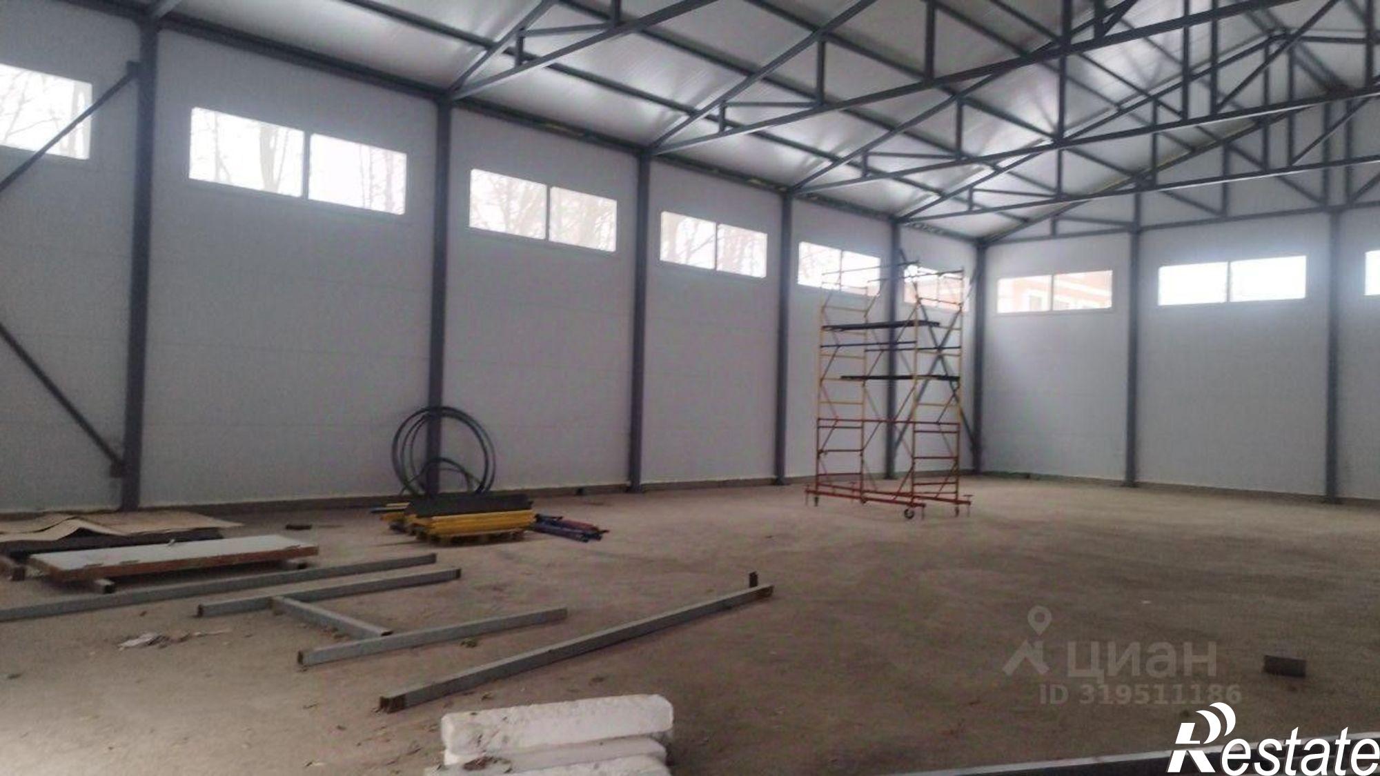 Сдать складское помещение за 304 000 рублей на пер Мира, 4