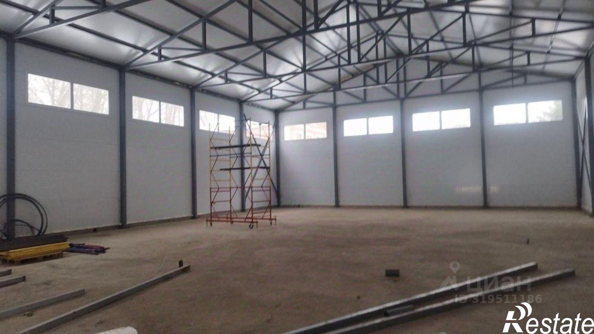 Сдать складское помещение за 304 000 рублей на пер Мира, 4