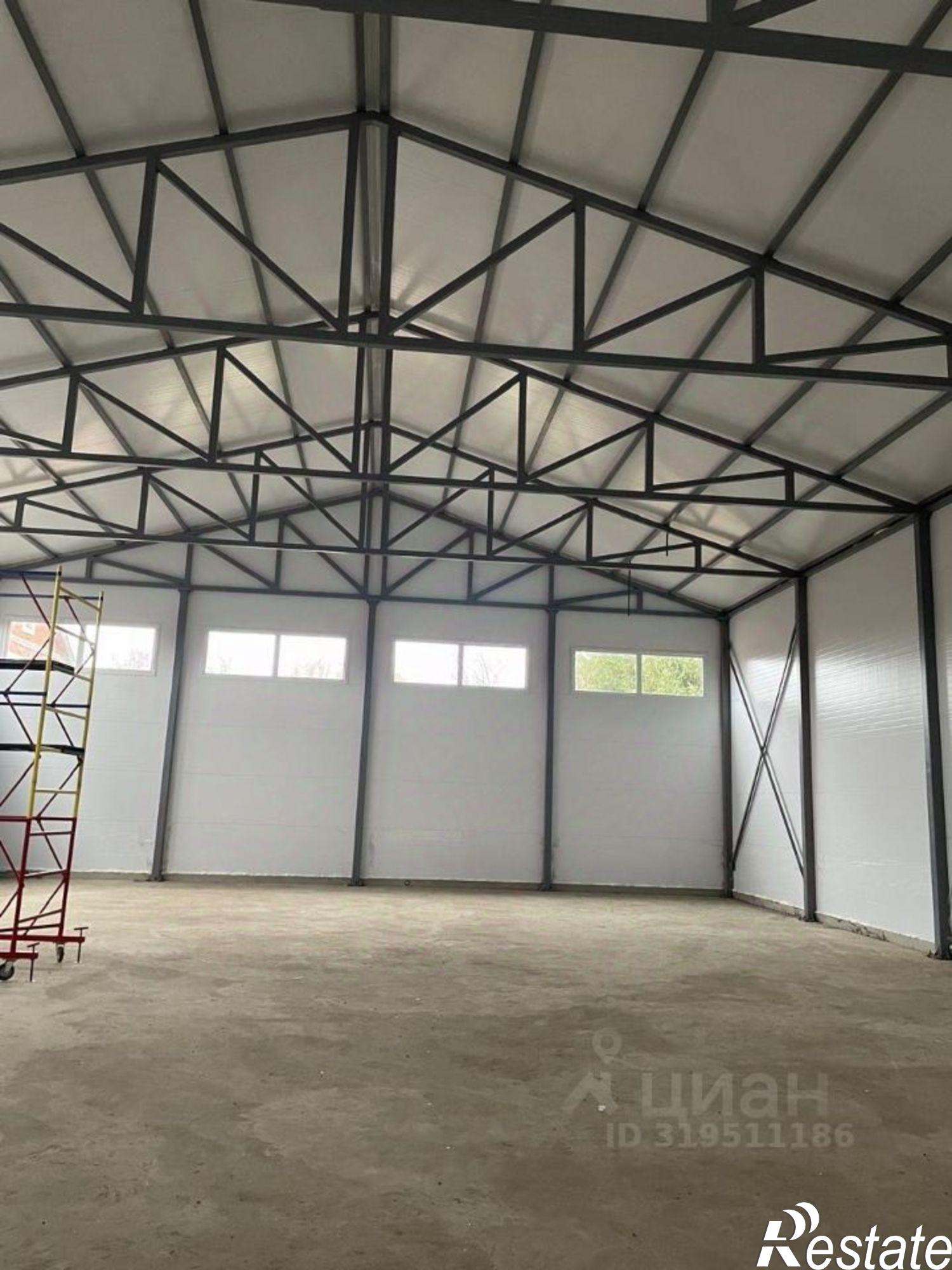 Сдать складское помещение за 304 000 рублей на пер Мира, 4