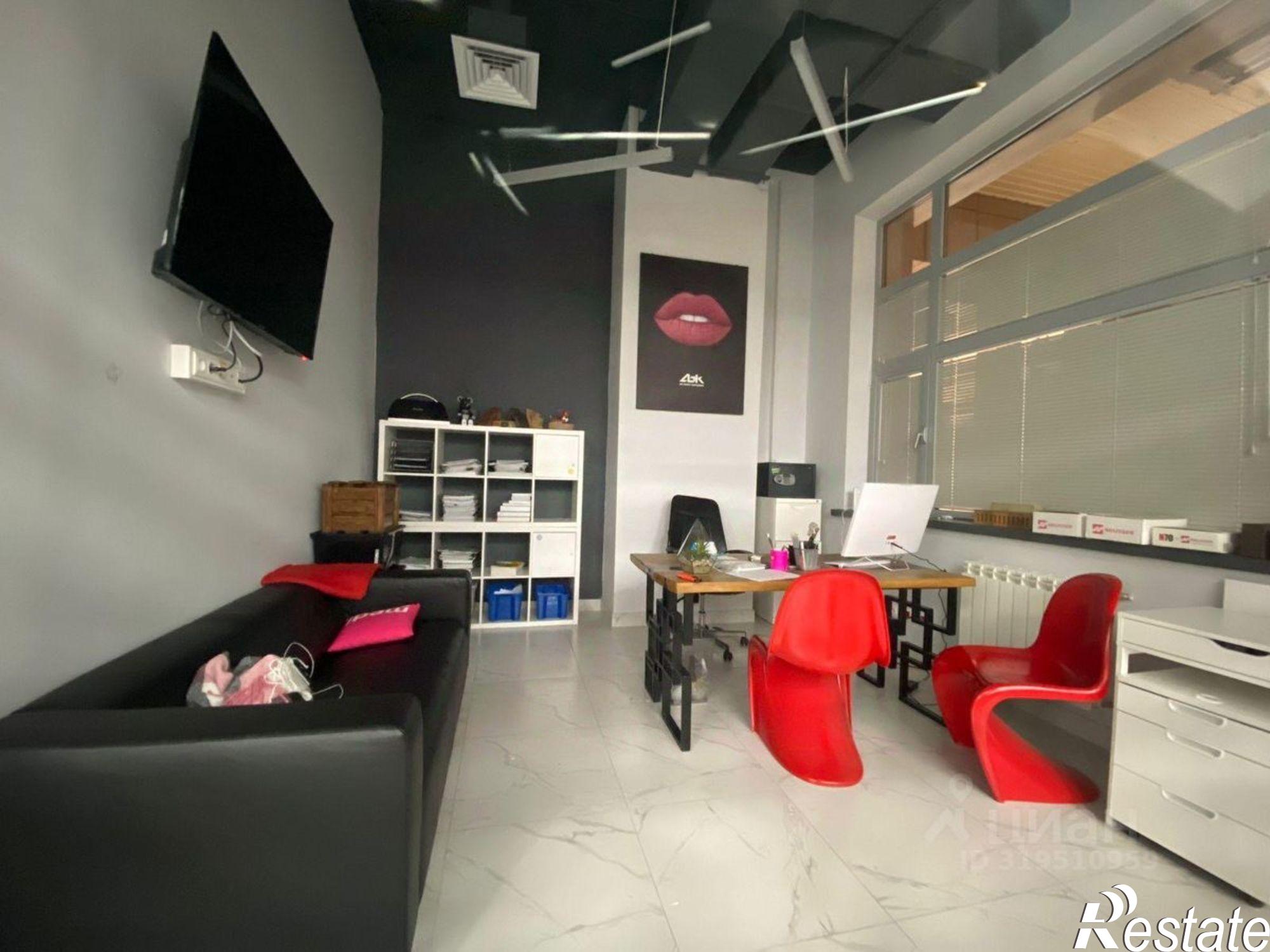 Купить офис, помещение под офис за 200 080 рублей на пр-кт Альберта Камалеева, 28/9