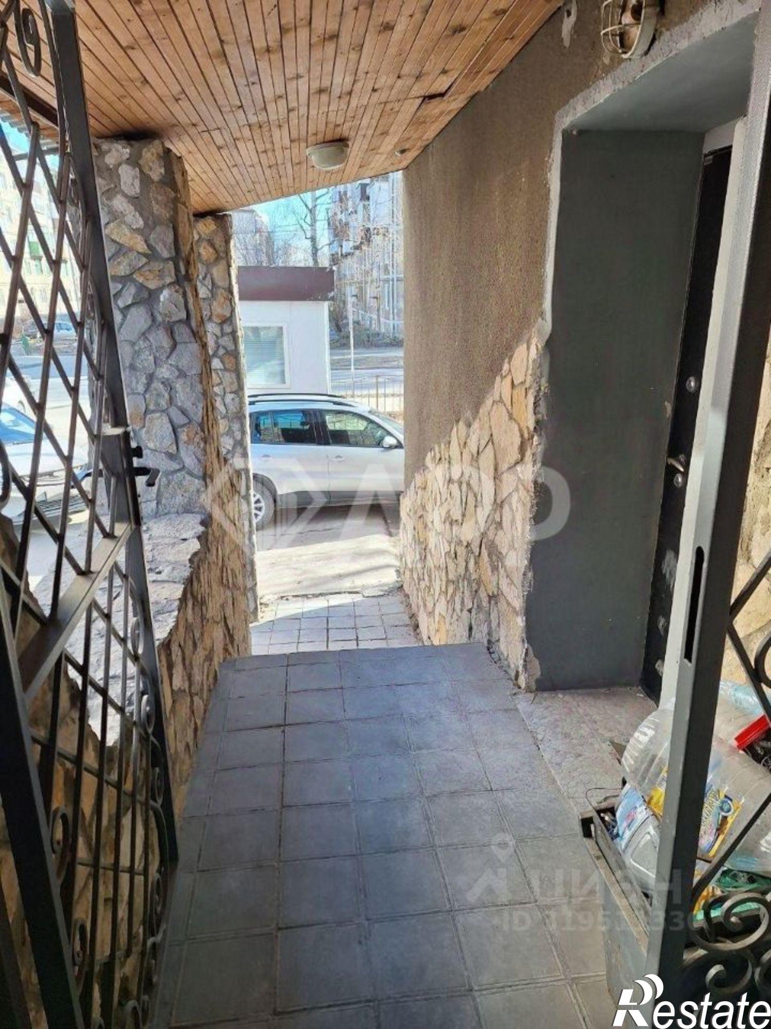 Купить помещение свободного назначения за 18 430 000 рублей на ул Короленко, 52а