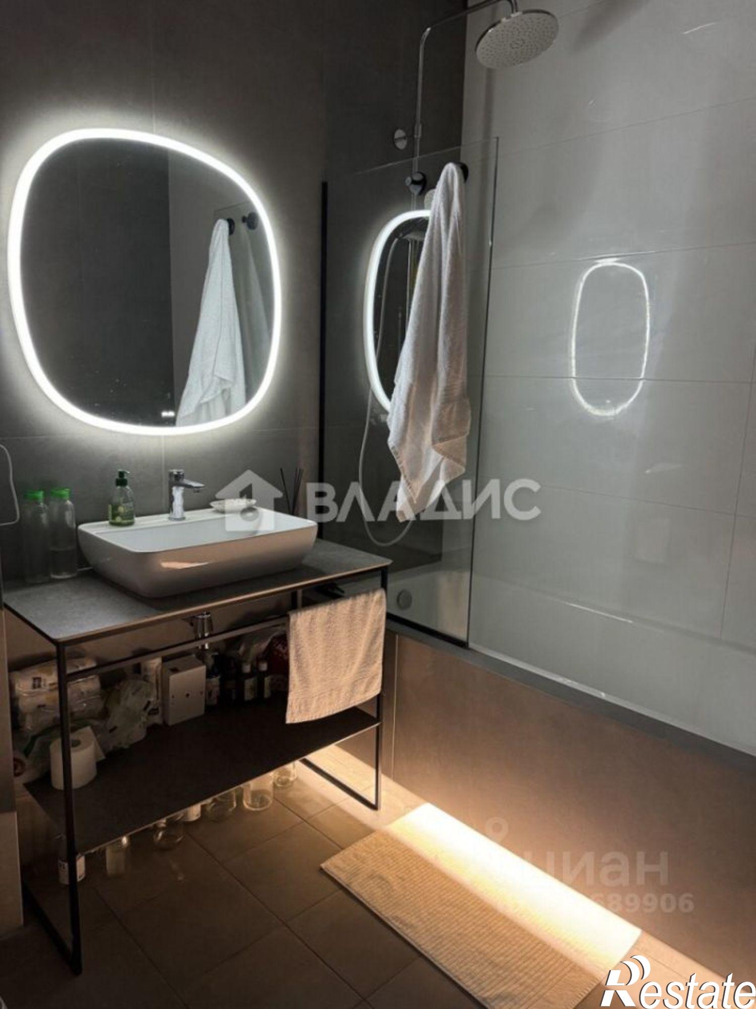 Купить квартиру за 50 000 000 рублей на проспект Альберта Камалеева, 1