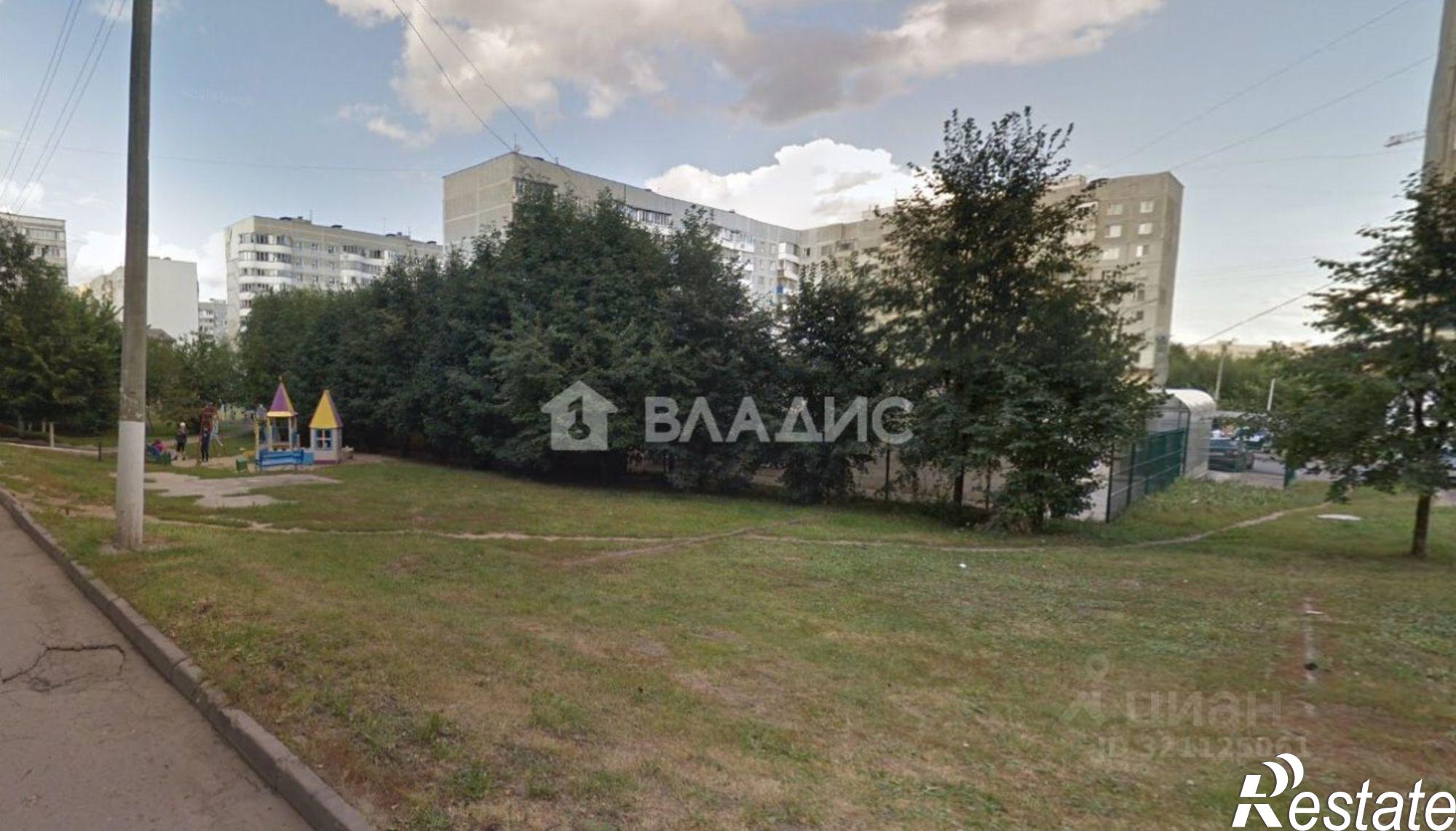 Купить квартиру за 11 000 000 рублей на улица Юлиуса Фучика, 94